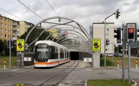 Kar�� Oldu�umuz �ey Tramvay de�il, DRAMVAY