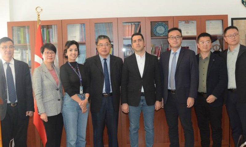 �inli akademisyenlerden Engelliler Ara�t�rma Enstit�s��ne ziyaret  Foto�raf : Yusuf Emre An