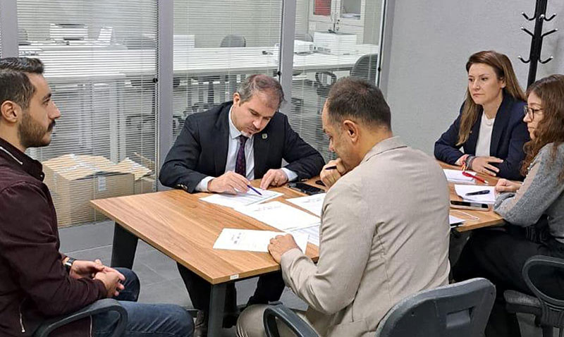 Alanlar�nda Uzman Olacaklar
