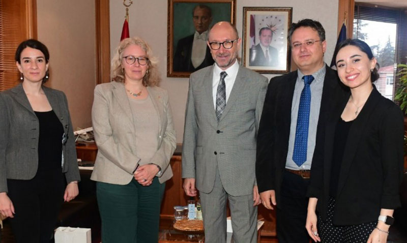 �sve� Ankara B�y�kel�i Vekili Louise Morsing �niversitemizi ziyaret etti