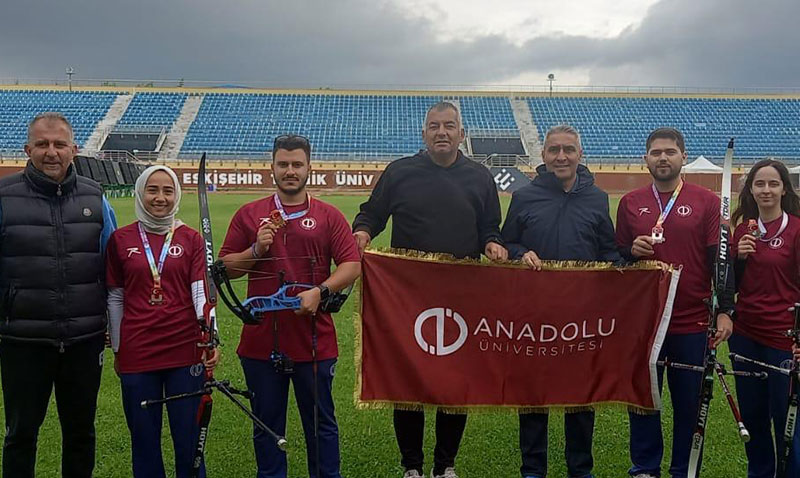 Anadolu �niversitesi ��rencisi T�rkiye �ampiyonu oldu