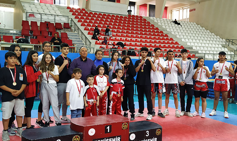 Eski�ehir Kickboks �l Birincili�i Yap�ld�