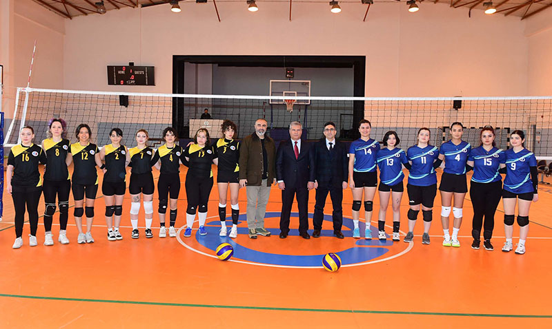 Anadolu �niversitesi ��renci Spor Turnuvalar�nda ikinci yar� ba�lad�