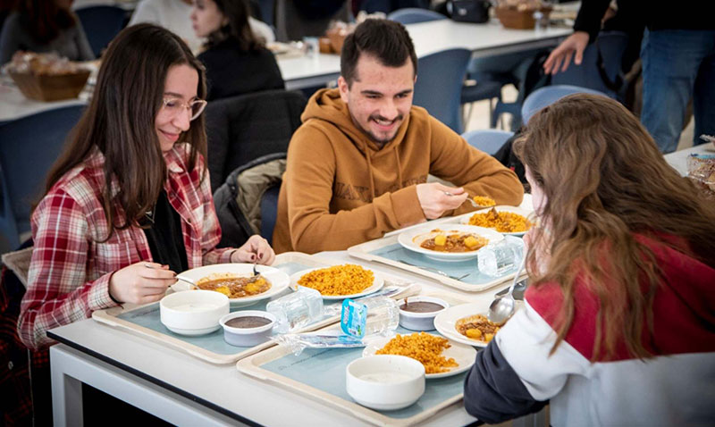 Ramazan boyunca yemekhanede 3 ���n yemek verilmeye devam edecek