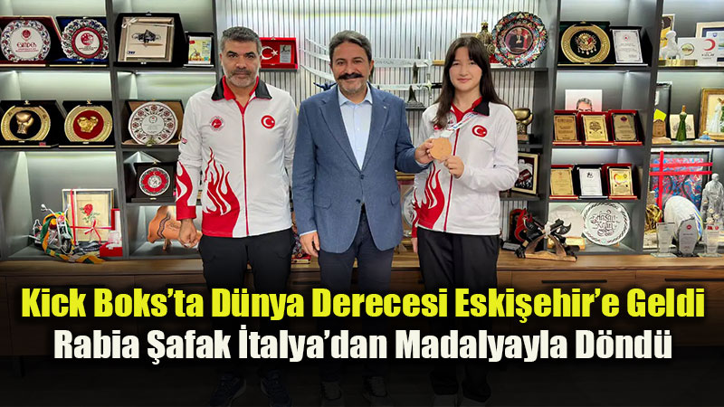 Gen�ler D�nya Kick Boks �ampiyonas��nda Rabia �afak�tan Bronz Madalya